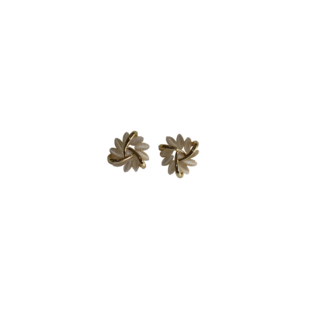 Opal Flower Fashion Stud Earrings